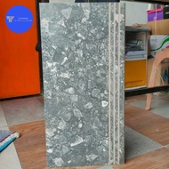 Granit Tangga 30x60 Matt Abu Stepnosing Granit Anak Tangga