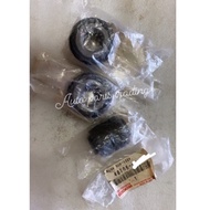 TOYOTA LAND CRUISER 4 DOOR RJ77 LJ79 LJ78 FRONT AXLE ARM BUSH ORIGINAL