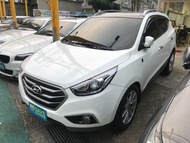 2015 Hyundai ix35 柴油 2.0 4WD 旗艦跑旅 Ikey 雙天窗 雙區恆溫空調 六具SRS氣囊 ☎服務專線:0９80-558-999 LINE ID:Used-Cars 黃文遠