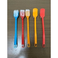 Ceramic Bathroom Sink Toilet Corner Handle Brush