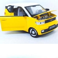 Wuling Macaron Mini EV 1:20 Scale Miniature Car Diecast