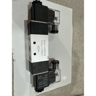 4V220-08 Solenoid Valve