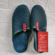 Men's and women's mule shoes