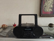 đài  Sony ZS-RS60BT có Bluetooth- usb-fm-aux ( Cd hỏng mắt k hoạt động) hàng cũ thanh lý