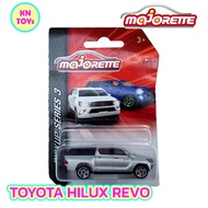 MAJORETTE PICKUP SERISE 3 TOYOTA Hilux REVO Silver Color มาจอเร็ตต์ปิ๊กอัพโตโยต้าไฮลักซ์รีโว่ สีบรอน