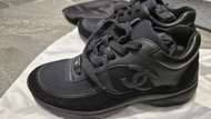 Chanel 黑色運動鞋