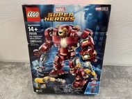 LEGO Marvel Super Heroes The Hulkbuster: Ultron Edition / Set 76105 from 2018 (rare, retired)