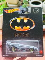 Hobby Store xe mô hình Hot Wheels Premium Batman Batmobile