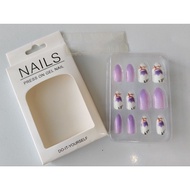 Patterned false nails + glue | Beautiful couple nails | Cute nails |