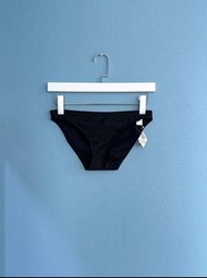 Arena女士三角泳褲 size: M