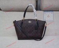COACH蔻馳經典款  手提包單肩包斜挎包 餃子包女包  Size 26.5 22 8 Coach 蔻馳