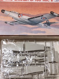 Hobbycraft 1/72 Canada CF100 Mk.V Canuck Canuck Fighter Model Board Version Car Model