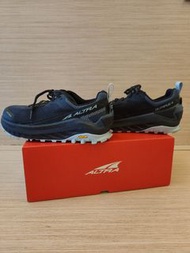 Altra W Olympus 4. |US6.5