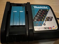 Makita DC18DC 18V 220V chargers 紅M快速充電器