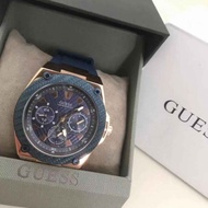 Guess W1049G2