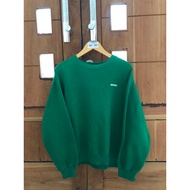 Amicable green crewneck