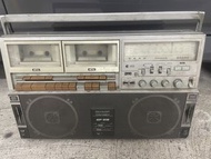 Sharp 古董收音機