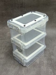 ✴️ 全新 爬蟲 周邊用品 麵包蟲 麥皮蟲 大麥蟲 蟋蟀 杜比亞 櫻桃紅 昆蟲 活餌 多用途 高清透明 防臭通風 實用透氣 雙層 mini 小尺寸 小巧 桌上 飼養箱 飼養盒 繁殖箱 繁殖盒 養殖箱 