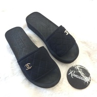 Chanel 絨布厚底拖鞋 36 二手