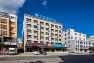 漢庭通遼扎魯特旗炮台山公園酒店 (Hanting Hotel Tongliao Zhalute Banner Paotai Mountain Park)