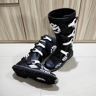 New cross trail shoes, limited product, trabas shoes, original qnr enduro motorbike cross shoes
