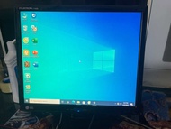 Màn hình máy vi tính LG 1742se vuông đã gồm dây kết nối còn sáng đẹp ban gia 299k tại shop