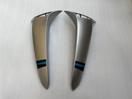 อะไหล่รถจักรยานยนต์ WY125-S แผ่นกันลมภายนอกสีเงินสำหรับรถจักรยานยนต์ Honda Five Sheep อุปกรณ์ตกแต่งด