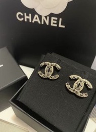 Chanel 2022款 水鑽 classic款 CC耳環