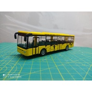 1:64 Singapore Custom Bus Diecast Alloy Model