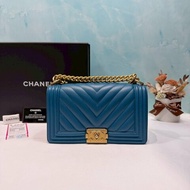 CHANEL 山型紋羊皮 BOY25