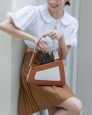 พร้อมส่ง! กระเป๋าสะพาย Verona - Aurora สีน้ำตาล Timeless Brown