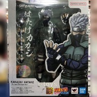 行 SHF 卡卡西