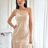 Taupe.brand - Clara Satin Dress All-match Drape Satin เดรสซาติน เดรสยาว ไปงานแต่ง มีดีไซน์ และมีควา