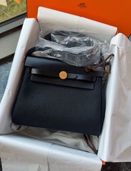 Hermes Mini Herbag  noir ghw， Hermes herbag 20 mini black ghw，愛馬仕迷你herbag 帆布拼皮金扣，斜孭袋