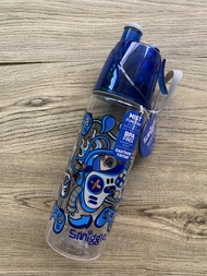 กระติกน้ำ สเปรย์ Smiggle splitz water bottle-Oomph-น้ำเงิน