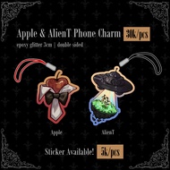 Reverse: 1999 Phone Charm Apple & AlienT