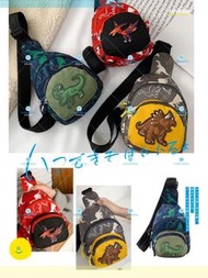 兒童恐龍斜背腰包👜