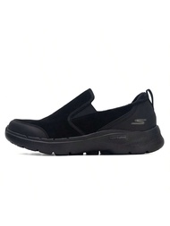 รองเท้าสวมสบาย Slip-On ผู้ชายรุ่น Go Walk 6 พร้อมซับใน 894075-BBK