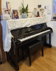 Yamaha U1 日本鋼琴 （含証書），包 琴凳、防潮管、琴套，狀態良好，可正常使用，請自備大隻佬。