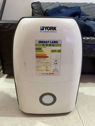 York Dehumidifier 抽濕機