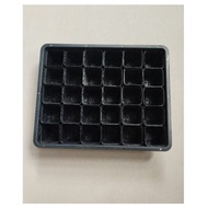 Garden Mesh tray (37cm x 30cm) with 30pcs 5.5cm square Black pot net pot