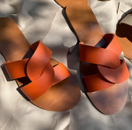 Kaleofficial รองเท้าแตะแบบสวม รุ่น Clemence