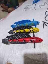 patung replika ikan chana limbata yellow Sentarum