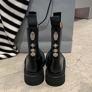 Fashion Chelsea Women Boots Casual Genuine Leather Round Toe Platform Boots British Style Metal Decoration Middle Barrel Boots