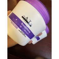 At professional Paris smoothing masque