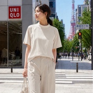 KEMEJA Uniqlo Women's Rayon Blouse Top Cream Sage GreenOriginal