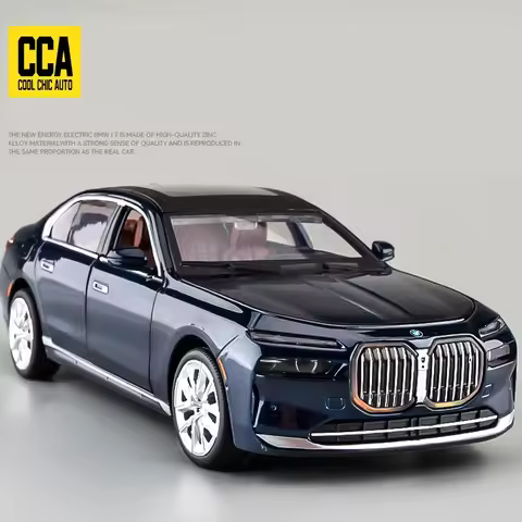 CCA 1:24 BMW THE I7 G70 M70L Pure Electric New Energy Limousine Alloy Metal Diecast Car Model Sound 