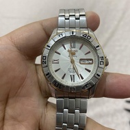 Jam tangan SEIKO 5 SPORT 7s36