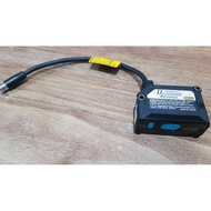 Keyence IL-S025 CMOS multi-function analogue laser sensor