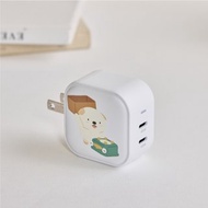 嗚比的朋友變出綠豆糕GaN 45W Type-C雙孔充電頭